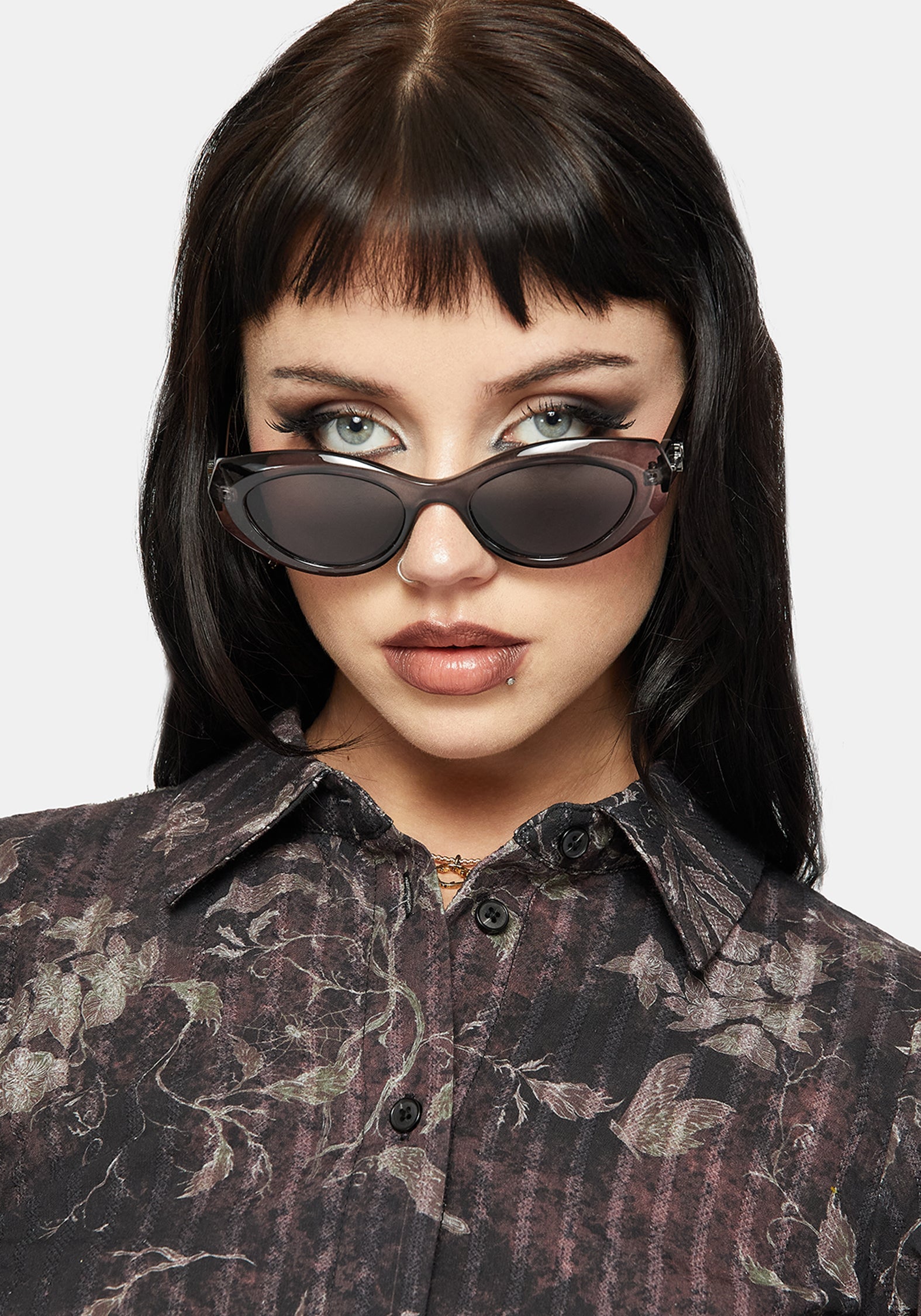 Sabre Dagger Oval Sunglasses